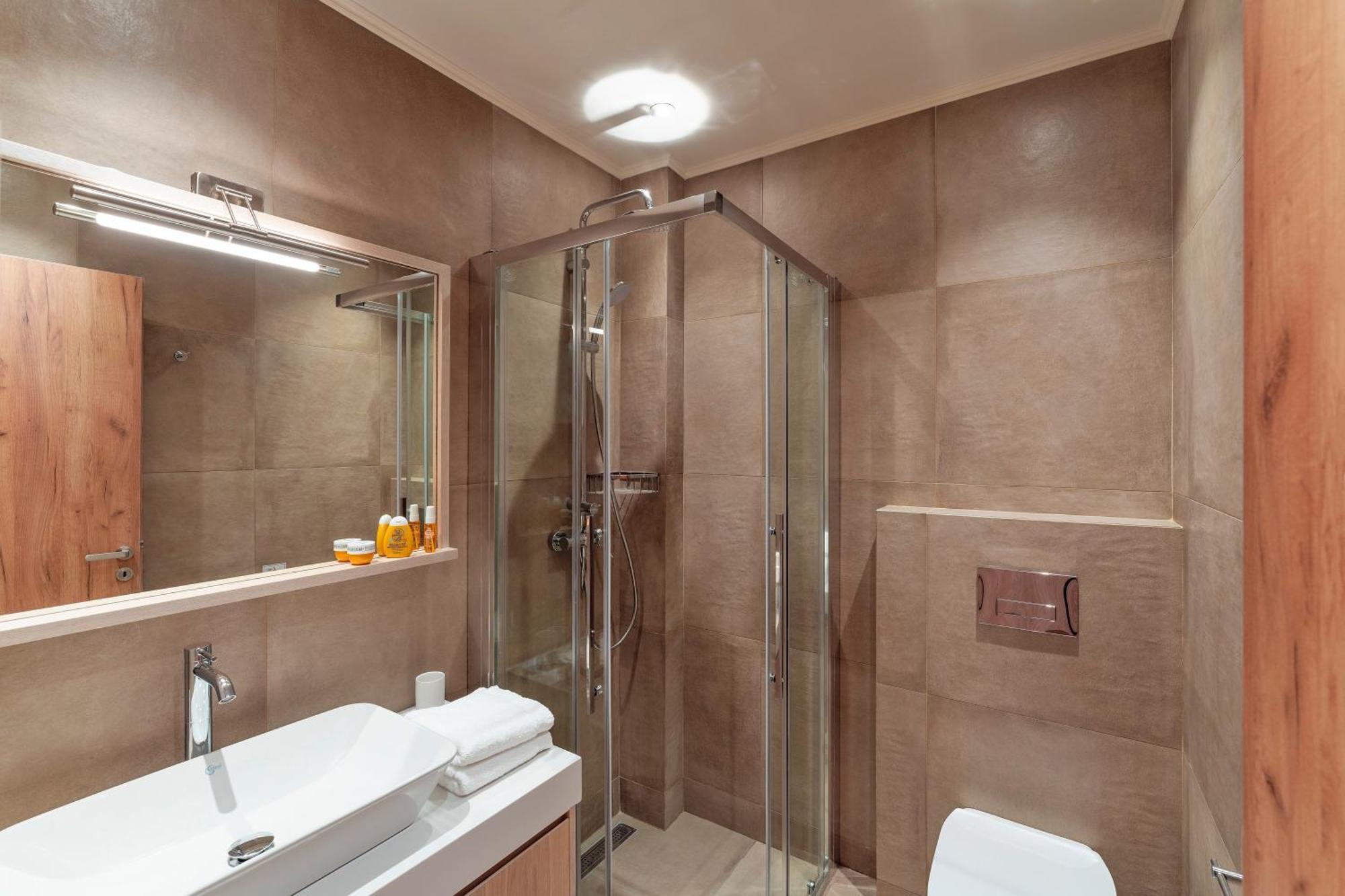 Lucian City Apartments Rhodes City Room photo
